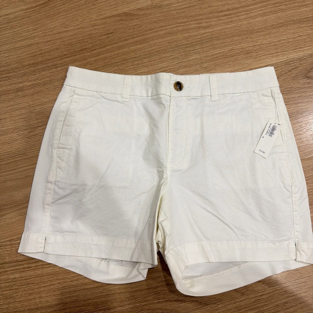 Old Navy Cream Casual Cotton Bermuda 🩳 everyday size 8 NEW women